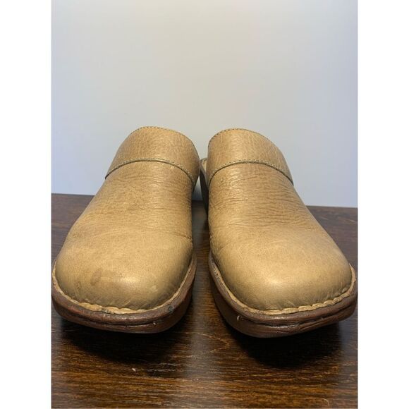 Born Shoes W2634 Genuine Leather Wedge Closed Toe Slip-On Clog Shoes Size 9 - Picture 5 of 11